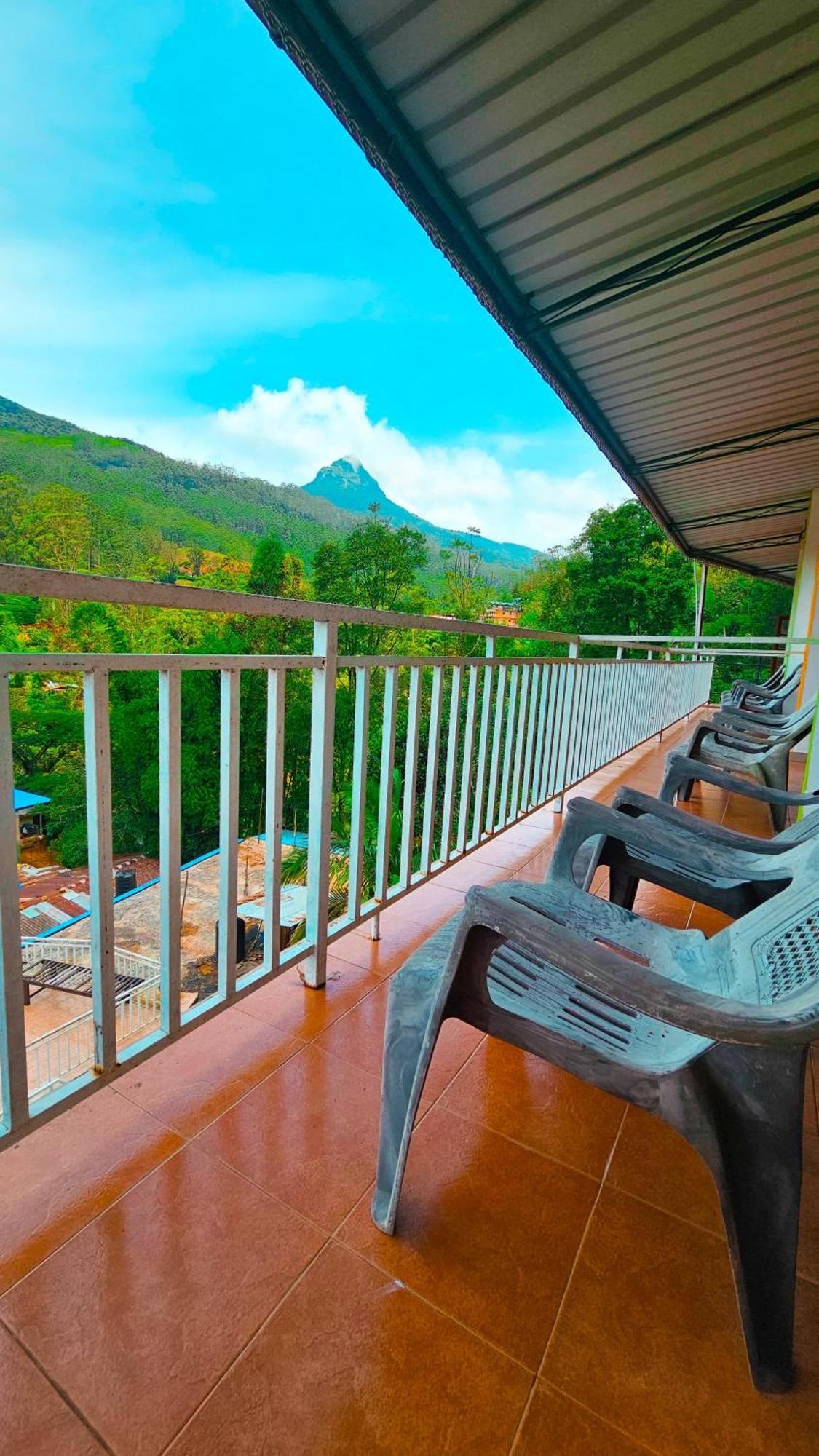 מלון נלת'אניה Adams Peak Grand מראה חיצוני תמונה